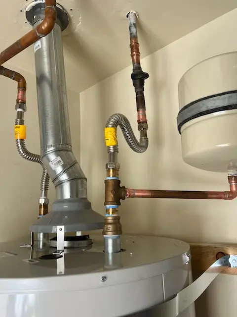Water heater installation and plumbing repair in Southgate Estates
